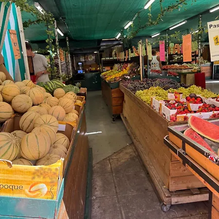 In * Νίκαια